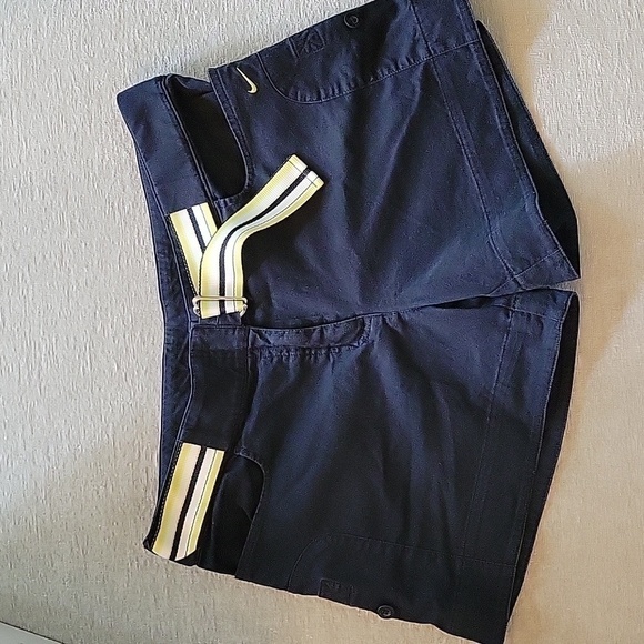 NIKE dark blue cotton casual shorts with striped belt.   Size is 8 - 10. - Picture 1 of 7